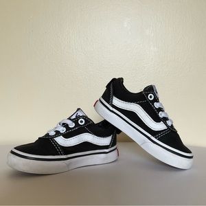 Vans Toddler Infant Ward Slip On Shoes Black White size 5